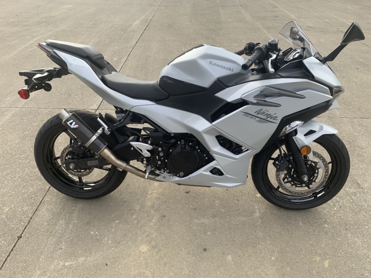 2025 Kawasaki Ninja 500